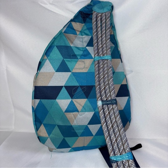 KAVU Desert Aztec Rope Sling Bag Unisex - Picture 3 of 7